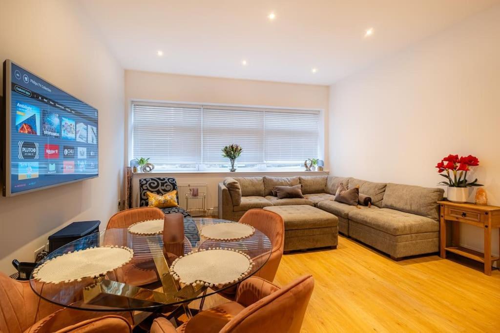 2 Bed 2 Bath Spacious Apartment In Central أبردين المظهر الخارجي الصورة